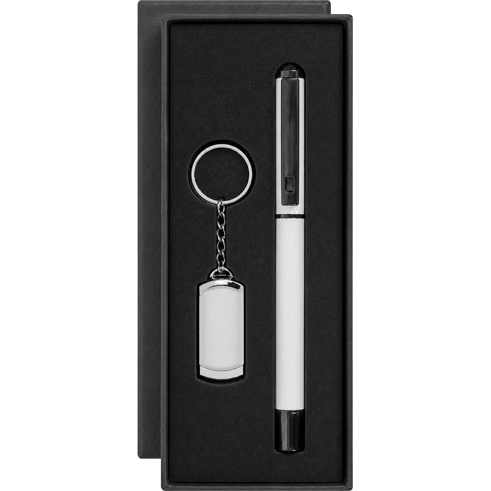 8210-32GB Metal USB Flash Drive and Pen Set