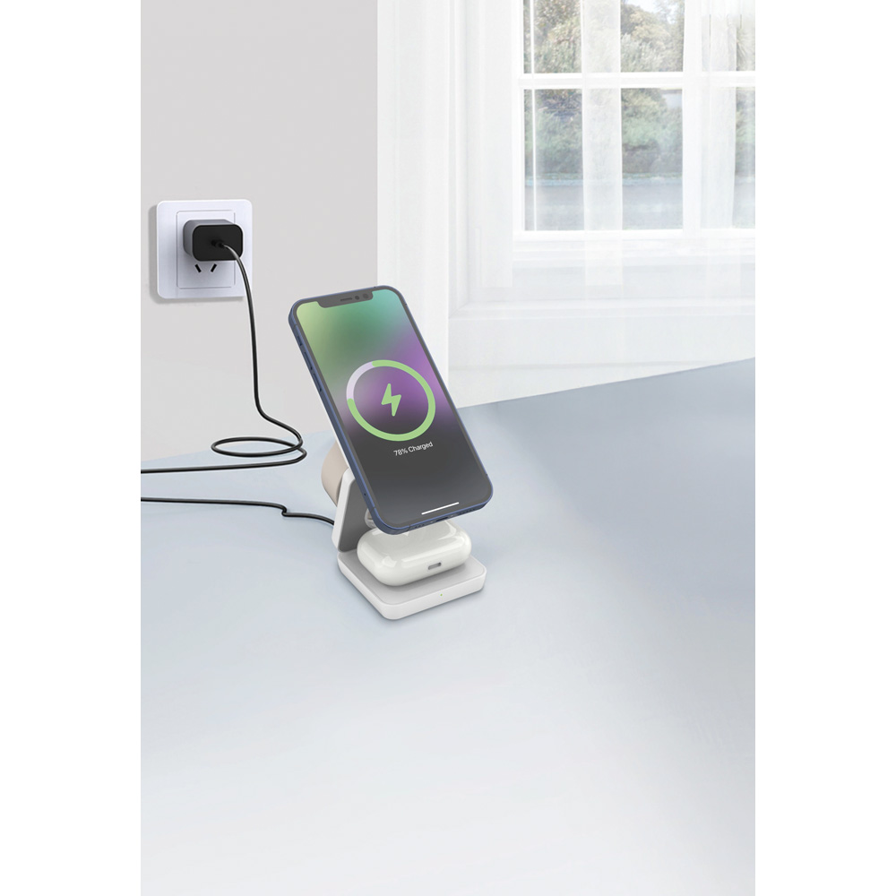 PWB-220 Wireless Triple Charging Station